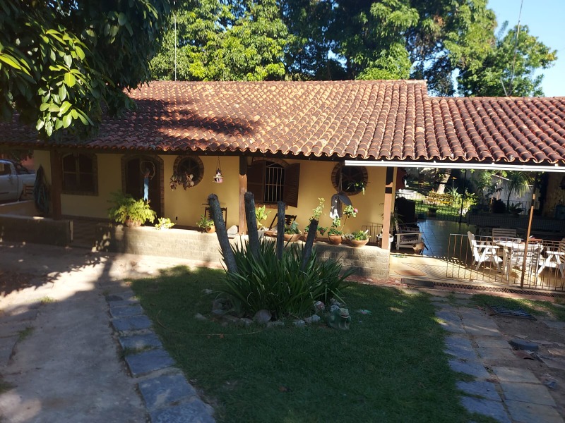 Casa com 4 quartos, à venda - Duques - Itaboraí